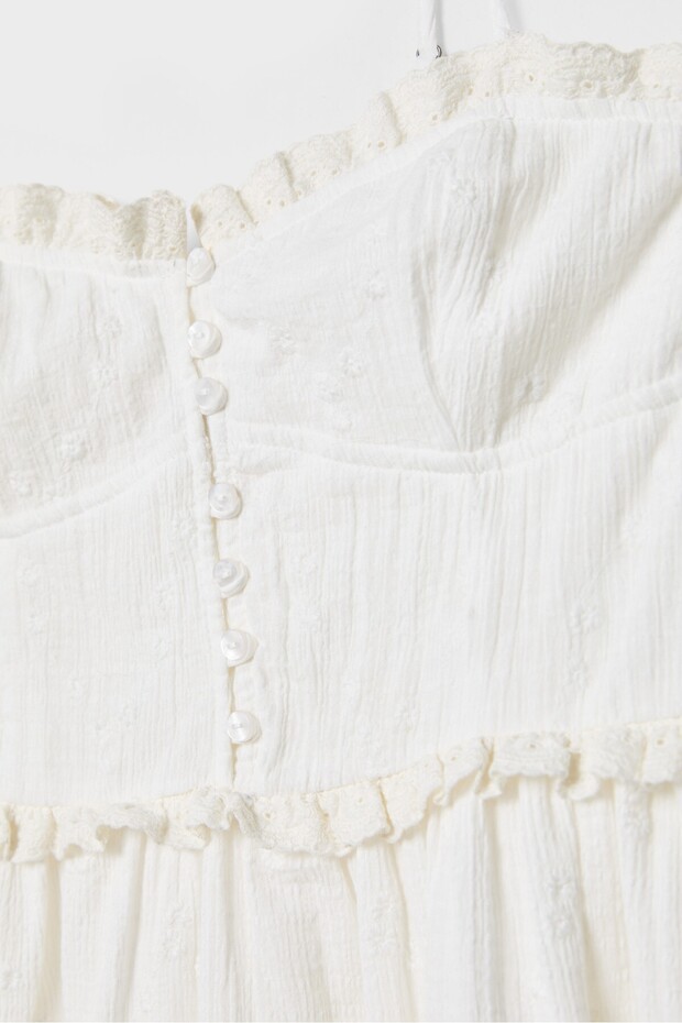 Kısa dökümlü elbise - 7