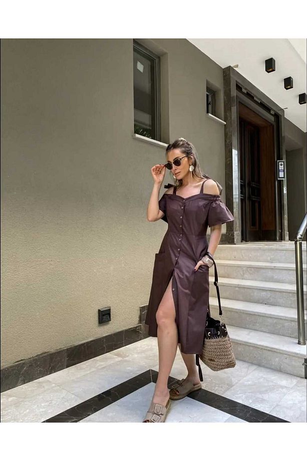 KAHVE RENGİ ASKILI KLOŞ MİDİ ELBİSE - 2