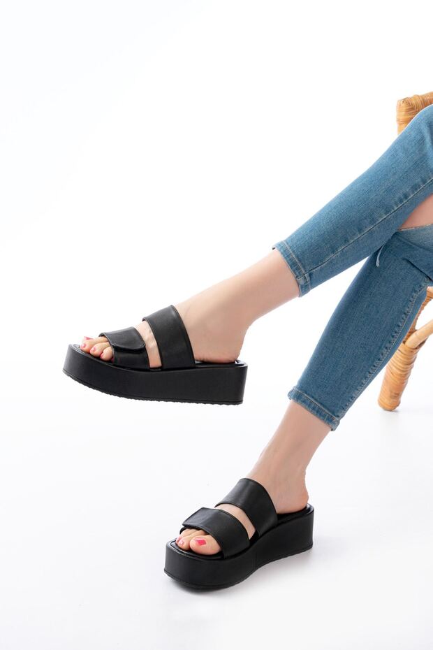 861-1034 Black Snap Fastener Wedge Heel Women's Slippers