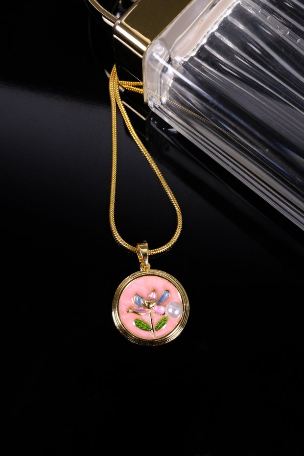 Vintage Series, Pink Color, Flower and Pearl Detail, Locket Steel Necklace