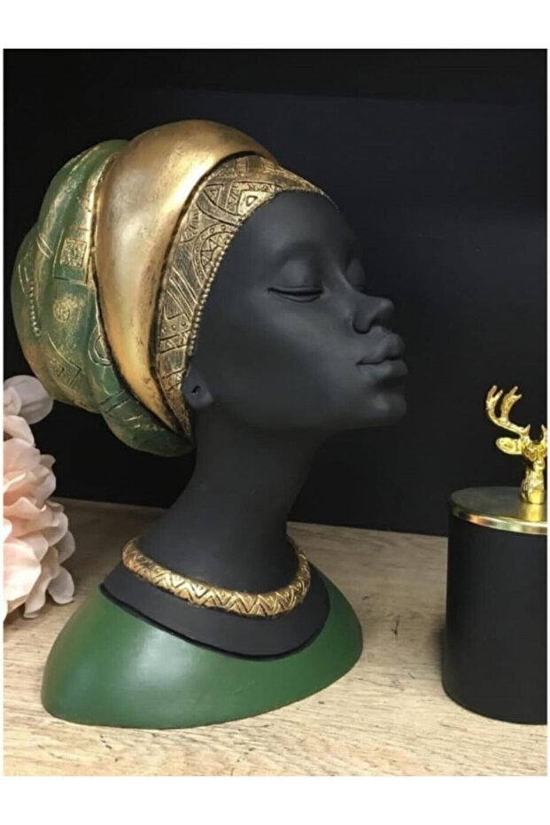 Afrikalı Kadın Biblo - 1