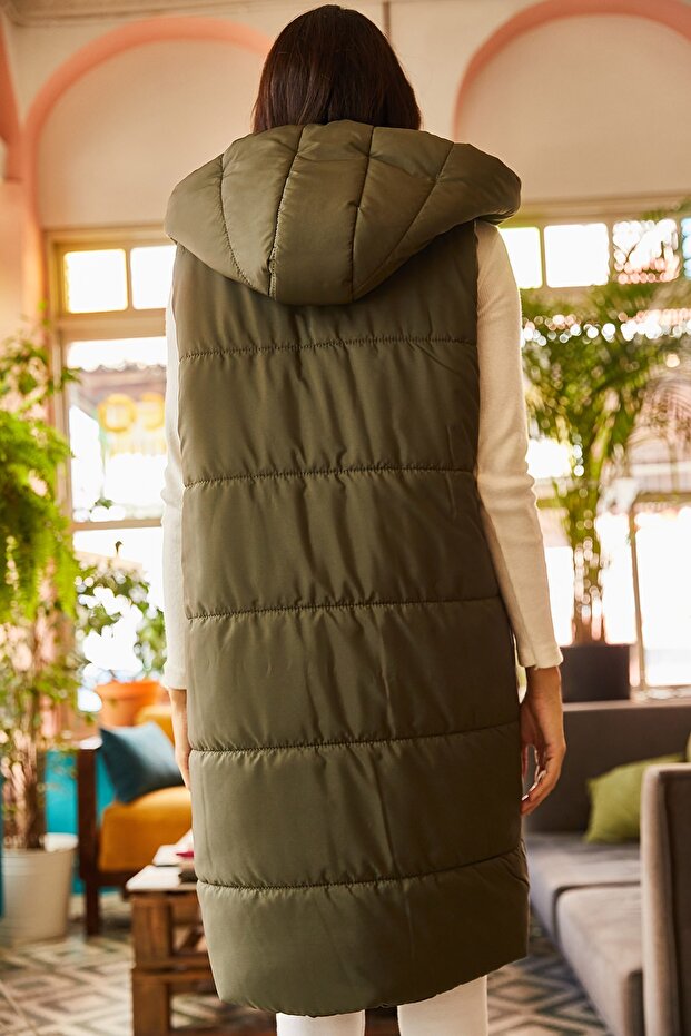 Damska kamizelka puchowa z kapturem i kieszeniami w kolorze khaki YLK-19000007 - 7
