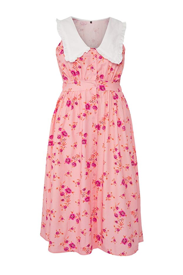 Pembe Çiçekli Poplin %100 Pamuk Bebe Yaka Midi Dokuma Büyük Beden Elbise TBBSS25AH00158 - 5