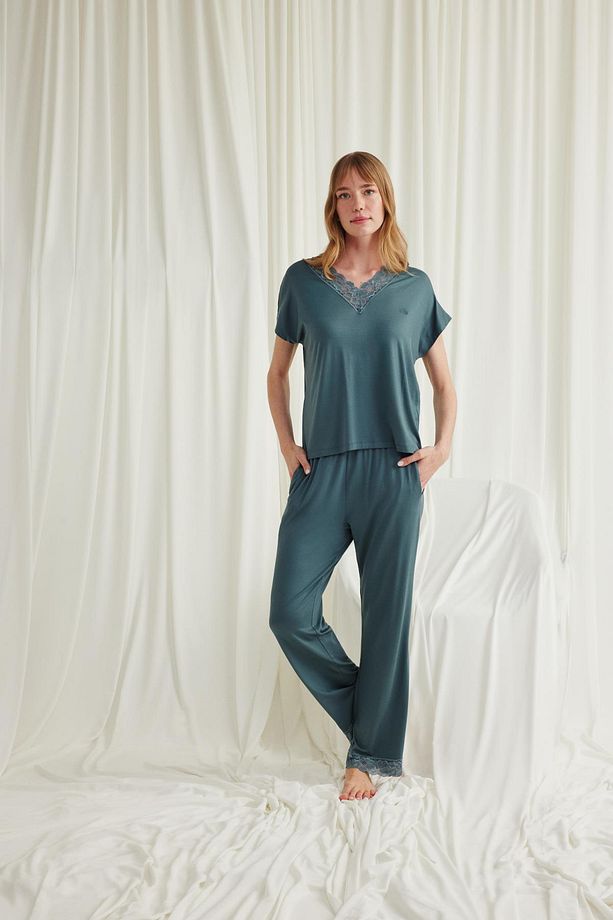 Kısa Kollu V Yakalı Dantelli Pijama Takımı - 2