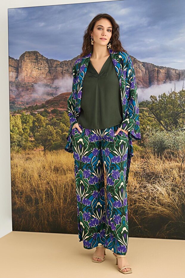 Floral Patterned 3-Piece Satin Pajama Set