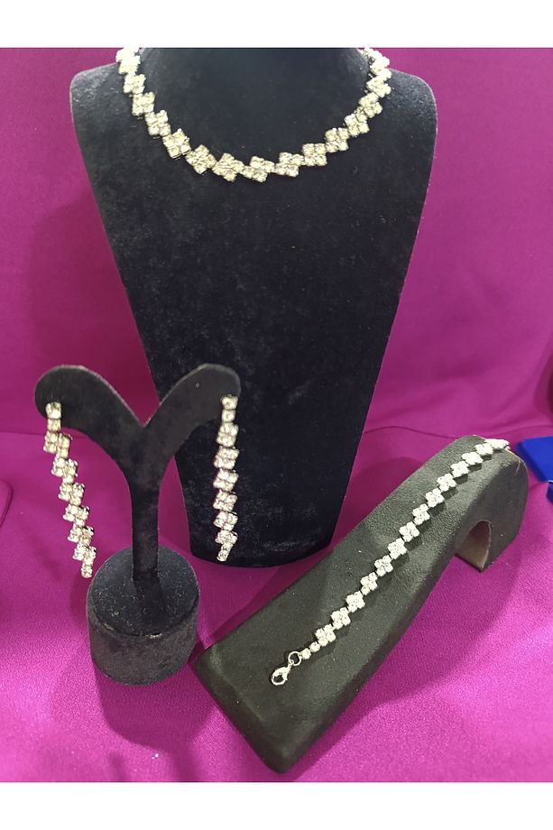 Ajda Model Zirkon Taşlı Zarif Kolye Küpe Bileklik Seti Hediye Set - 3