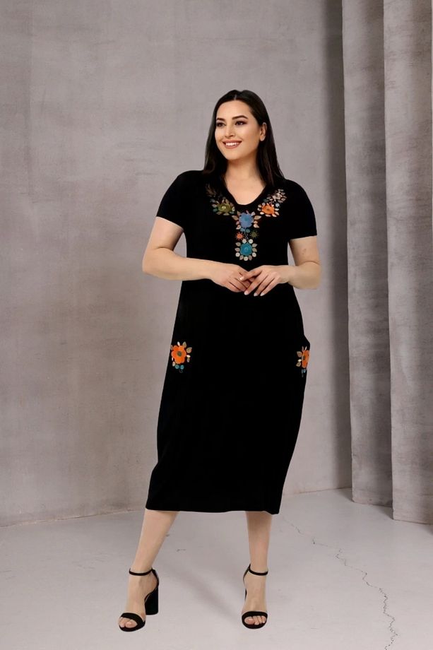 Yakası Cepleri Çiçek Nakışlı Elbise - 4
