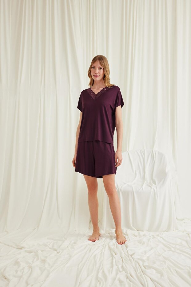 Short Sleeve Lace V-Neck Shorts Set