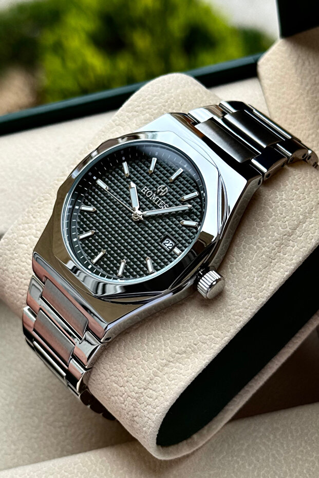 Men's Wristwatch with Gift Box and Bracelet. Hmmys01