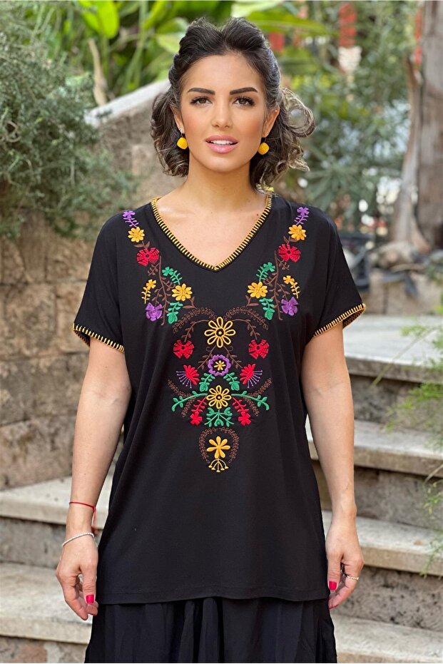 Black V-Neck Bouquet Embroidered Cotton Satin T-Shirt