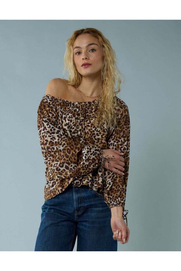 بلوزة AE بأكمام مربوطة وأزرار - 1