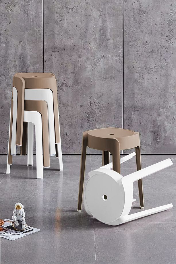Kaymaz Ayaklı Dekoratif İç İçe Geçebilen Plastik Tabure Mutfak Bahçe Taburesi 6 Adet Latte Beyaz - 1