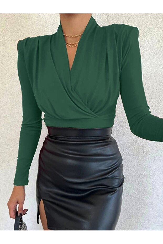 بلوزة ساندي موديل مبطنة مزدوجة الصدر - 1