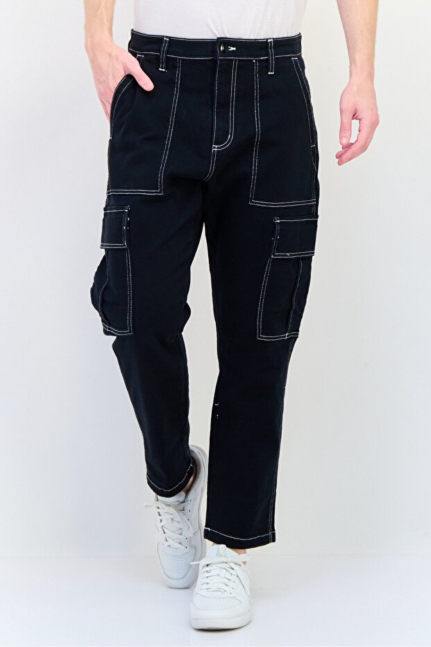 Men Regular Fit Solid Stretchable Cargo Jeans, Black - 1