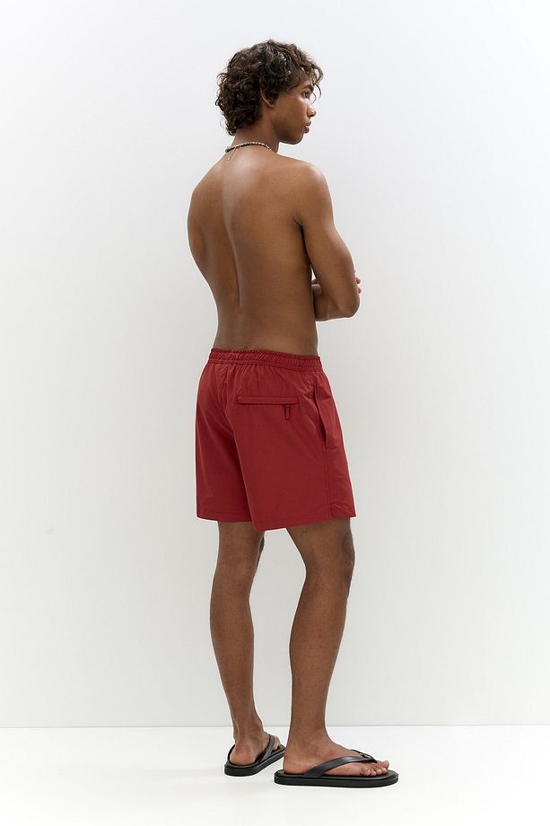 Beli logolu regular fit deniz şortu - 4