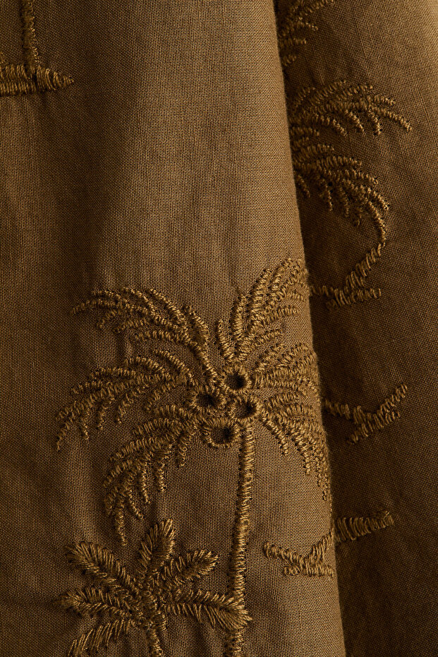 İşlemeli ve Askılı Elbise - 5