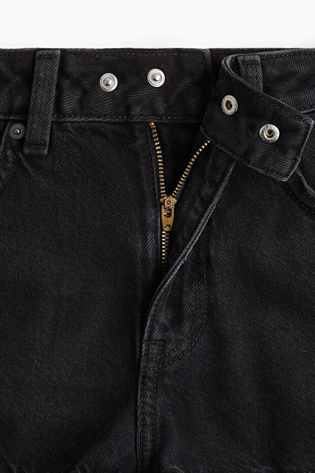 Zımbalı Kot Şort - 2