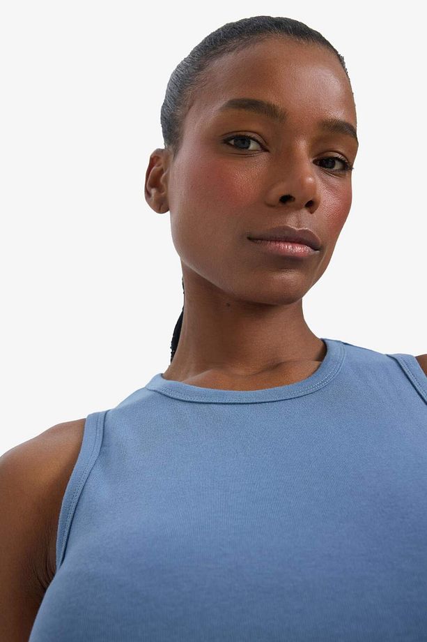 DeFactoFit Crop Top Bisiklet Yaka Modal Sporcu Atlet E2939AX25SM - 6