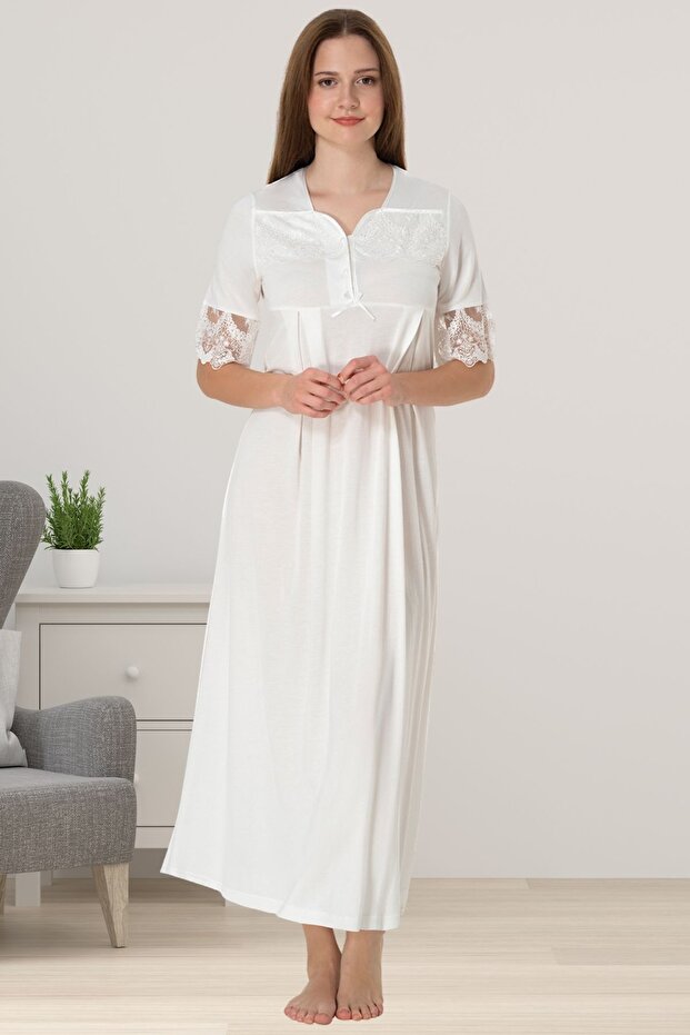 Effortt Ecru Lace Short Sleeve Maternity Nightgown
