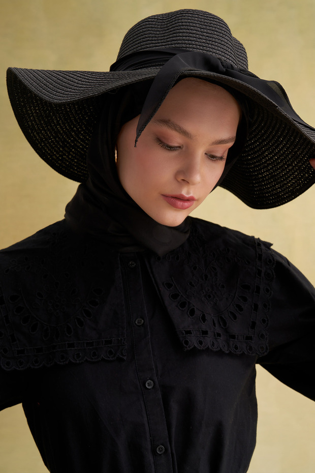Ribbon Straw Hat Black
