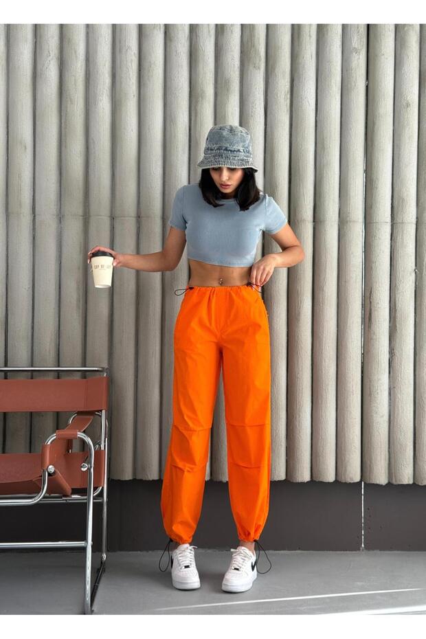 Parachute Pants with Knee Pleats - 4