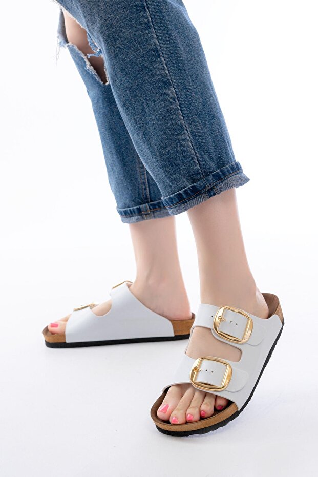 P-101 White Daily Women's Slippers