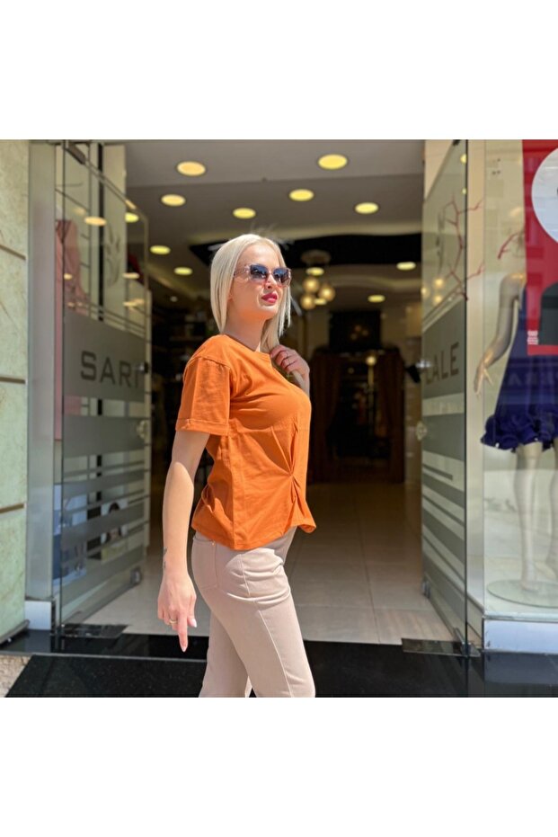 ÇİÇEK NAKIŞLI TİŞÖRT - 2