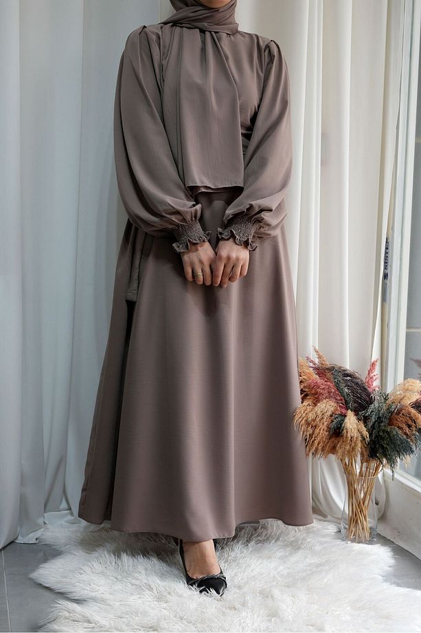 Model Meryem Medine İpeği Çiçek Kol Detaylı Tesettür Elbise (Şal Dahil) - Vizon- MERYEM01019Ş - 7