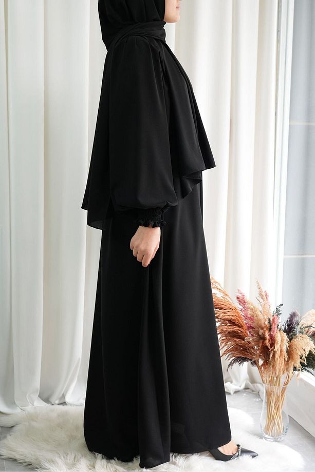 Model Meryem Medine İpeği Çiçek Kol Detaylı Tesettür Elbise (Şal Dahil) - Siyah- MERYEM01002Ş - 6