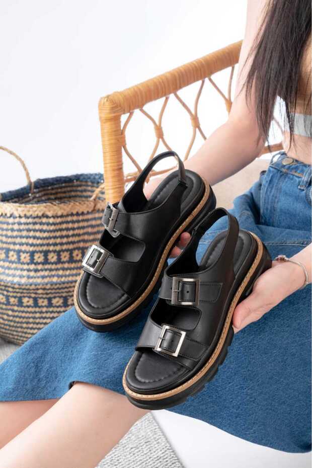 Women's Merlin Black Skin Double Banded Vardola Detailed Sandals