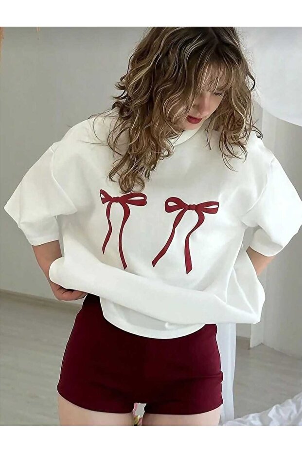 printed ribbon t-shirt