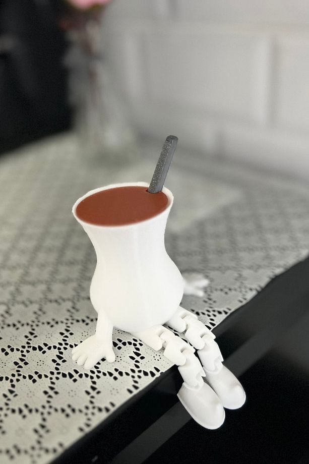 Çay Seti Demlik ve Bardak Dekoratif Figür Seti + 2 Adet Şeker Dahil - 4