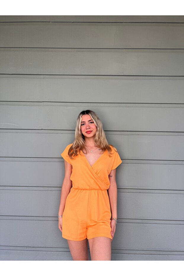 Turuncu şortlu tulum - 3