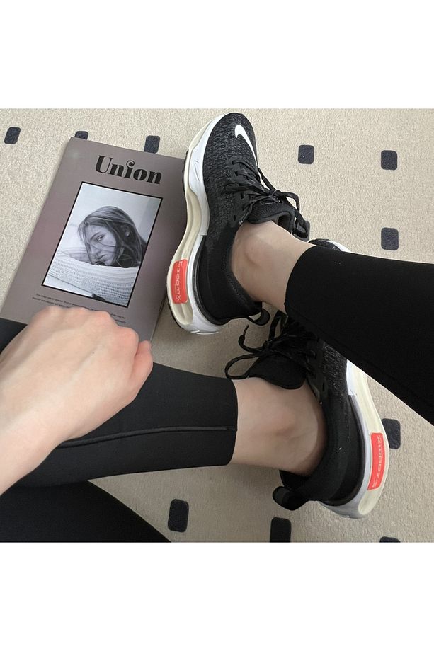 Zoomx Invincible Run 3 Unisex profesyonel Koşu ayakkabısı - 2