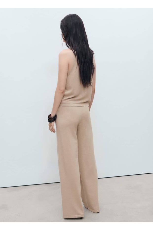 V yakalı triko bluz - 4