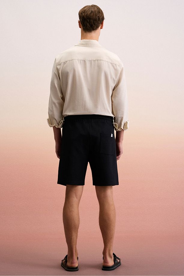 TYRONE Erkek Beli Lastikli Arka Tek Cepli Relaxed Fit Siyah Şort - 5