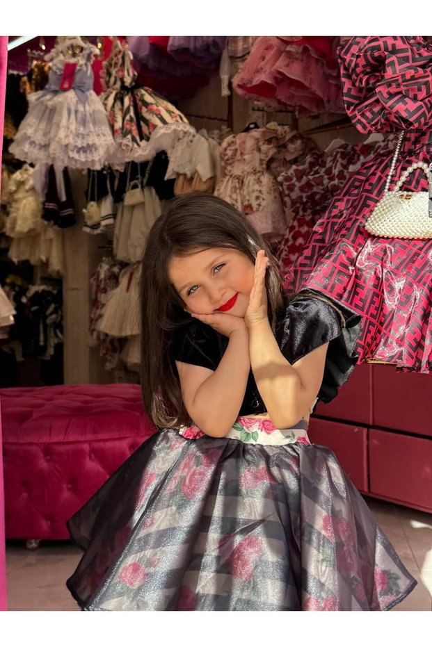 SPECIAL DESIGN CHILDREN'S DRESS