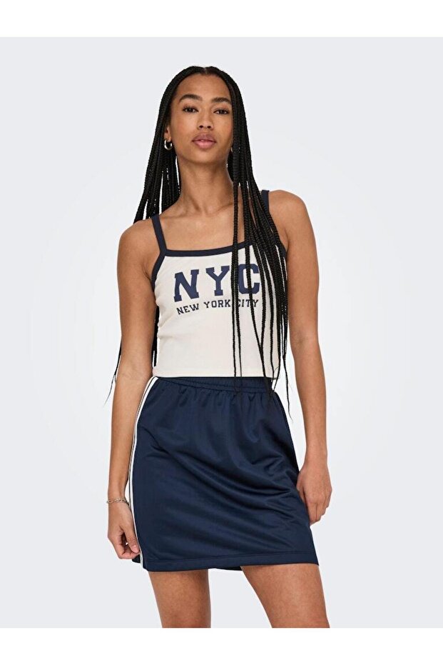 أنثى دائرية متماسكة - 1