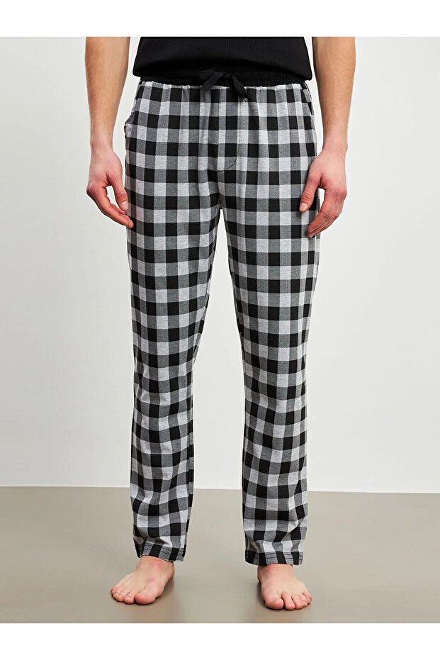 Standard Pattern Plaid Men's Pajama Bottom - 2