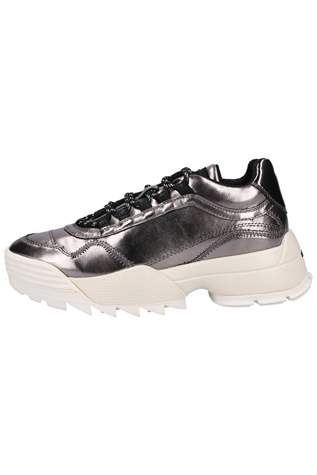 Sneaker - 2