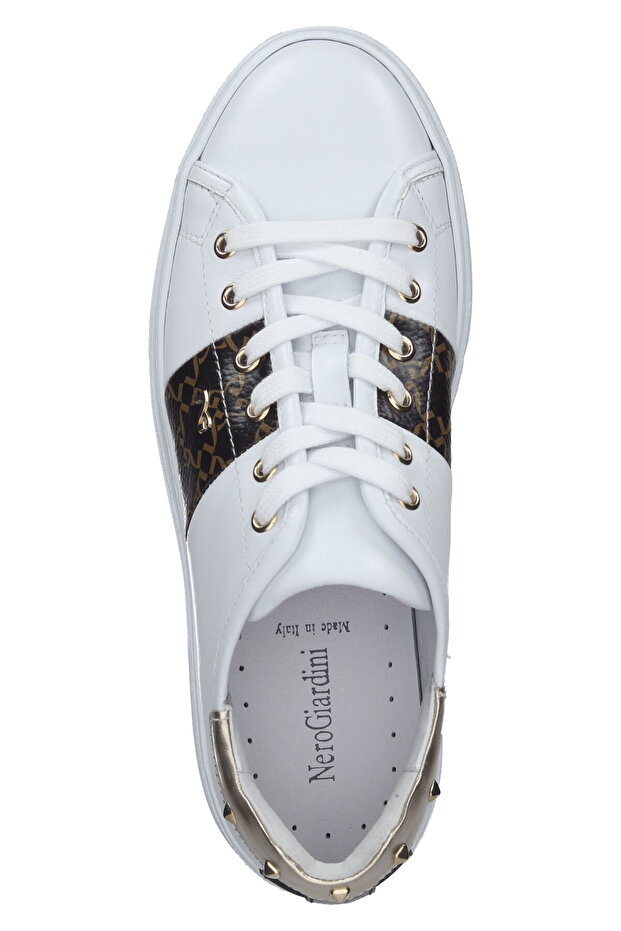 adidași - 6