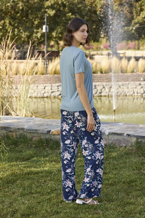 Çiçek Ve Yaprak Desenli Ve Baskılı Pijama Takımı - 5