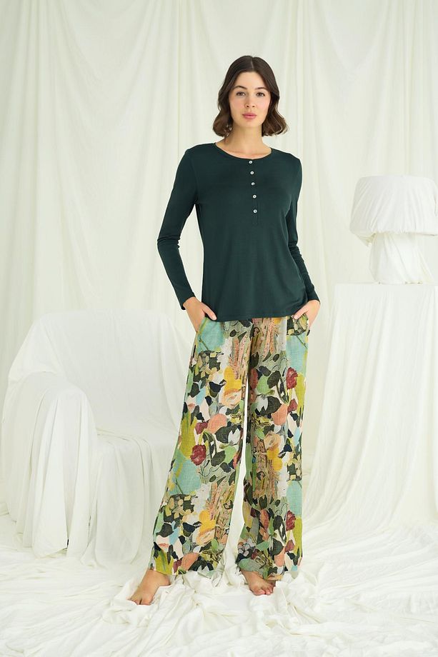 Çiçek Ve Yaprak Desenli Pijama Takımı - 4