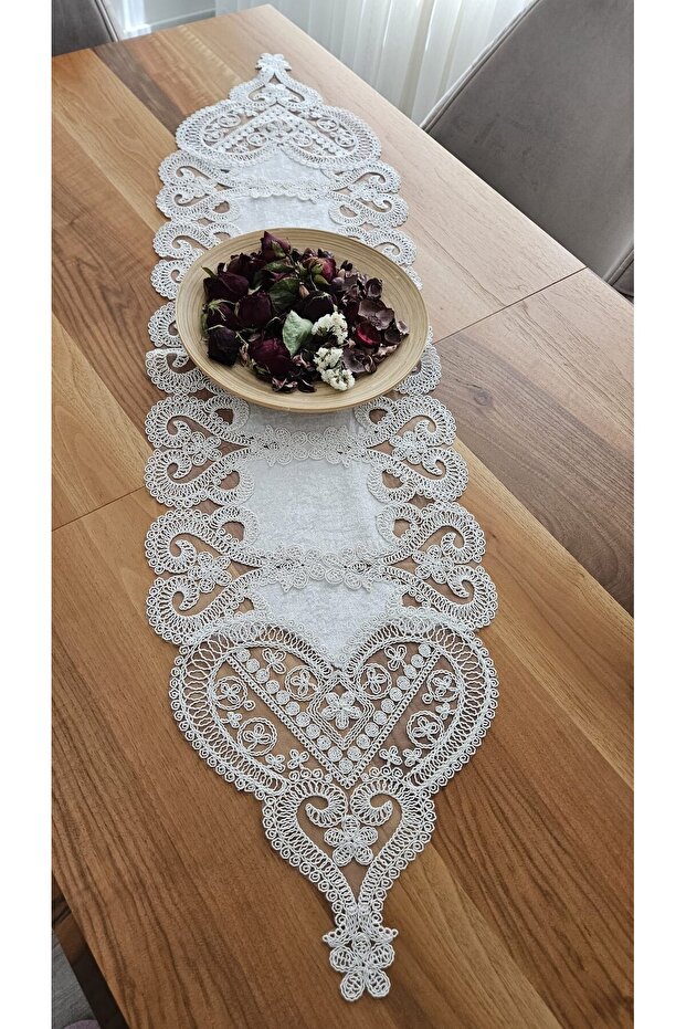 Luxury French Lace Velvet Runner