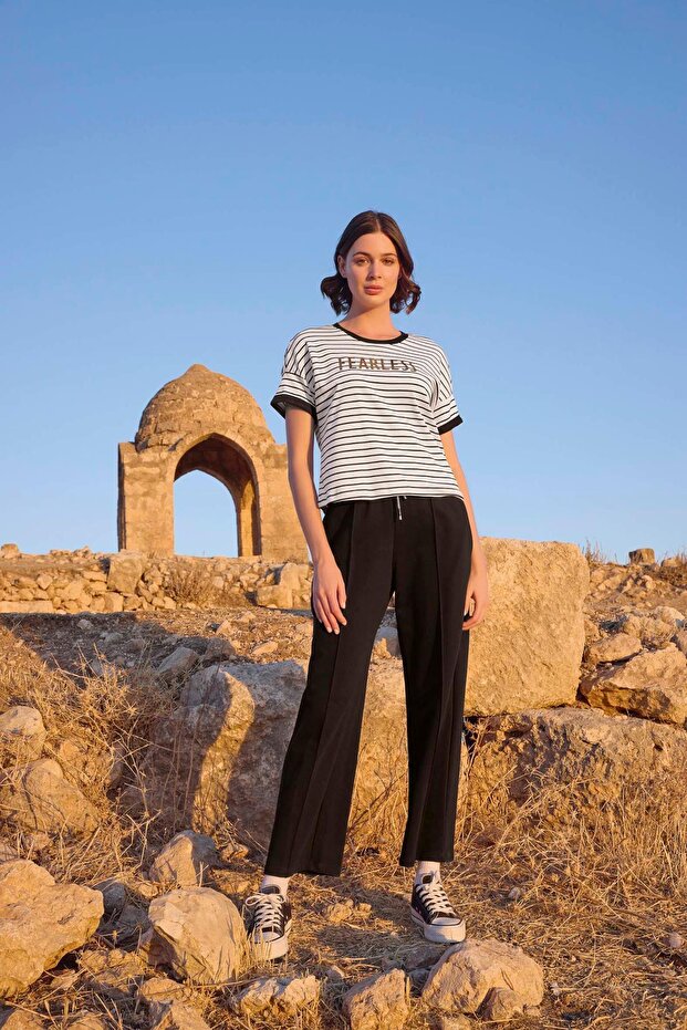 طقم بيجامة "Fearless" بنمط مخطط - 2