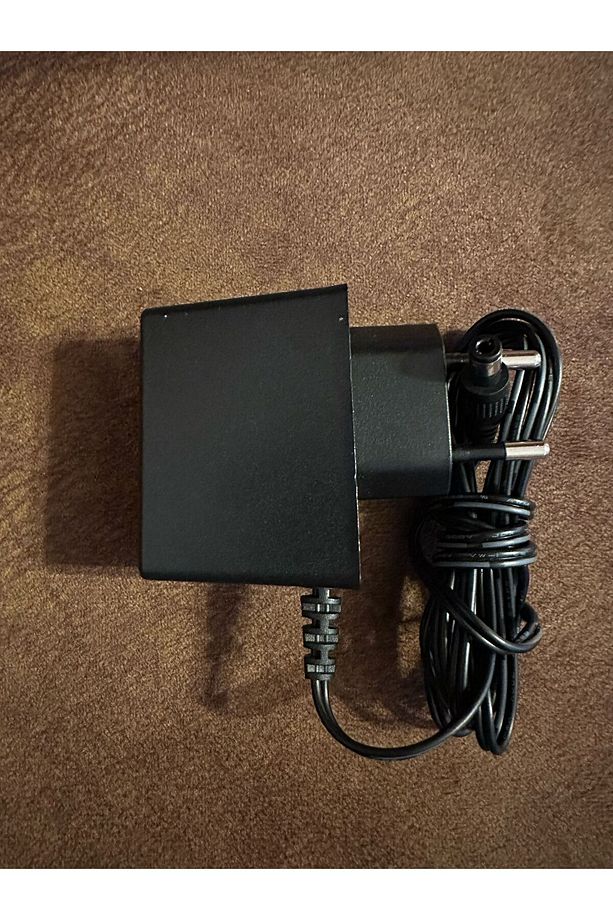 Milyon Ticaret Meiç -12 Volt 1.5 Amper Adaptör - 1