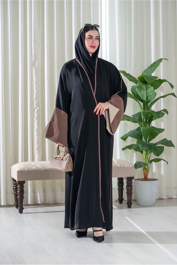 كاب وعباية - أسود