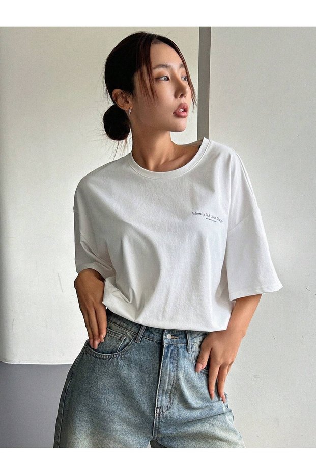 Women's Printed Crew Neck Relaxed Cut T-Shirt