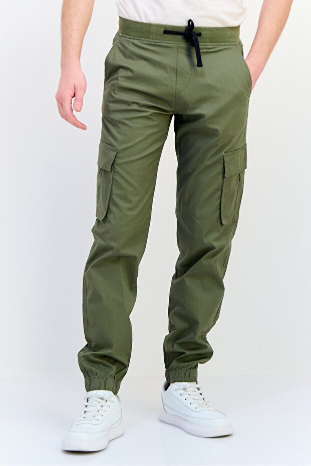 بنطلون كارجو رجالي بقصّة عادية ورباط، زيتوني - 1
