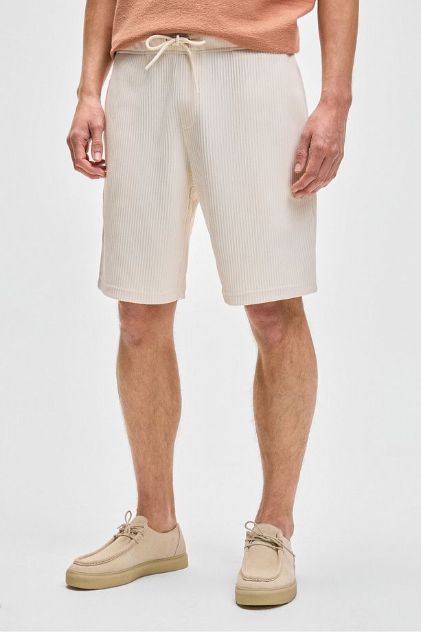 MALYES Erkek Beli Lastikli Kordonlu Yanda Çift Arkada Tek Cepli Relaxed Fit Krem Şort & Bermuda - 2